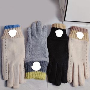 Designer Brand Mönster Brevhandskar för vinter- och höstmode Kvinnor Cashmere Mittens Glove With Outdoor Sport Warm Winters Glovess