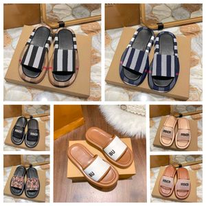 Vintage LuXury Hausschuhe Heißer Verkauf Paris Neue Gummi Slides Sandalen Frauen Männer Slipper Flache Böden Rot Schwarz Weiß