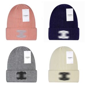 Designer Brand Men's Beanie Hat Women's Autumn and Winter Small Fragrance Style New Warm Fashion All-Match CE Letter Sticked Hat