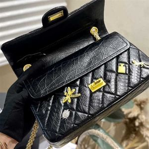 higher quality Ladies Luxury Designer Shoulder Bag Gold Chain Crossbody Fashion ClassiVintage Multiple Random Accessories High Quality Dust