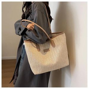 Duffel Bags Fitshinling Large Capacity Handmade Straw Shoulder For Women Fashion Bohemian Vintage Moven Rattan Female Bag In Sale