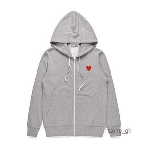 Comme de Garcon Erkek Hoodies Sweatshirts 2023 Fermuarı Kapşonlu Oyun Sweatshirt Commes Hoodie Cardigan Des Küçük Kırmızı Kalp Garcons Standart ve Fleece A4ic