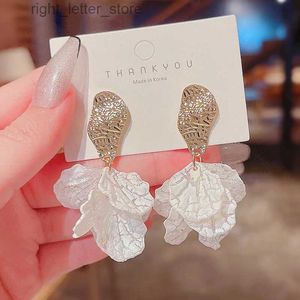 Stud Wholesale Sterling Silvers Pin Post Colorful Shell Texture Flower Earrings Female Women Stud Fashion Jewelry Gift YQ231128