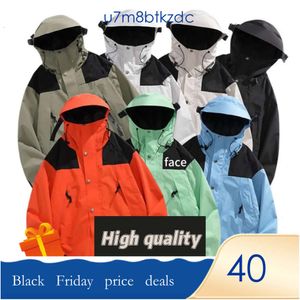 Lyx Northface Puffer Mens Jackets mode Ytterkläder rockar avslappnad vindbrytare långärmad utomhusbokstav stor vattentät jacka norra 390