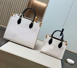 Designer di lusso ONTHEGO East West In movimento Monogrammi Borsa tote in tela rovesciata con portamonete rotondo Borsa a mano di lusso di design Borse a tracolla Borsa totes