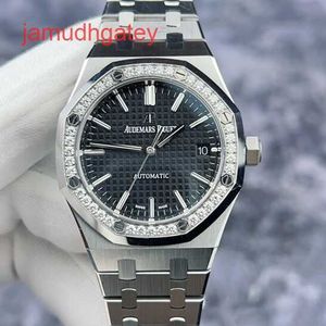 Ap Швейцарские роскошные часы Royal Oak Series 15451ST Прецизионная стальная черная пластина Оригинальный комплект с бриллиантами Трехигольный календарный дисплей Автоматические механические женские часы NE1