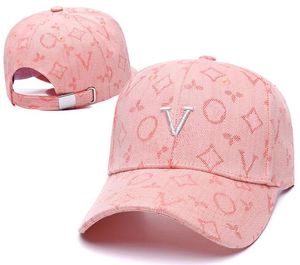 Top Caps Tasarımcı Beanie Luxurys Caps Kadınlar İtalya Tasarımcı Mens Marka Şapkası V Lüks Şapkalar Kadın Beyzbol Kapağı Casquette Bonnet A8 240415U861
