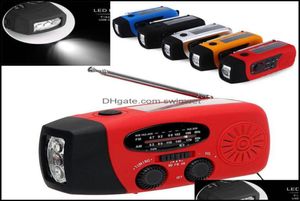 Laser ficklampor AMFMWB Solar Radio Light Emergency Hand Crank Power 3 LED Flashlight Electric Torch Dynamo Bright Lightin Swim9447591