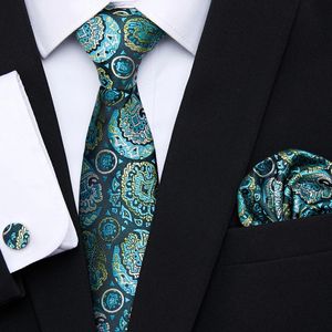 Nackband grossist hög kvalitet 7,5 cm bredd slips för män silk tie hanky manschettknappar set kostym affärsbröllop lyxgrön blommig prick 231128