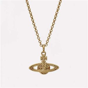 Designer Vivienen Westwoods New Viviane Higher VersionWestern Empress Dowagers Classic Saturn Chain Necklace Planet Pendant Halsband med NAN25565220
