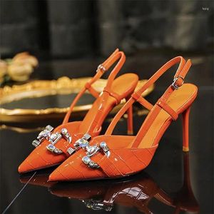 Sandalen Luxus Kristall Spitz High Heels Dünne Sexy Frauen Sommer Marke Schuhe Mode Kleid Party Slipper