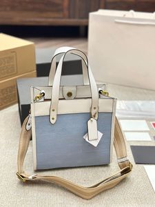 Modische, klassische Einkaufstasche der Luxusmarke Log Premium Craft schöne Handtasche Field Tote22 Designer-Schultertasche aus Premium-Leder