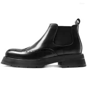 Botas 2023 Mens Plataforma Estilo Luxo Couro Genuíno Moda Britânica Tendência Designer Preto Tornozelo Brogues Sapatos para Homem