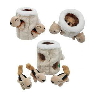 おもちゃ犬のぬいぐるみのおもちゃのぬいぐるみ詰まった人形ペット子犬チューおもちゃのリスの木の穴の子犬の子供キュートソフト