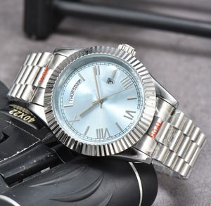 Mężczyźni oglądają Kwarc Ruch ze stali nierdzewnej Pasek nierdzewny Automatyczny tydzień Kalendarz Wodoodporna konstrukcja Montre de Luxe Diftwatches Prezent