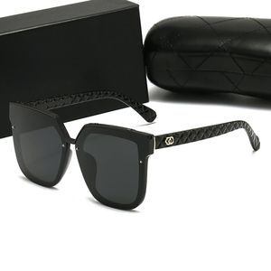 Лучшие дизайнерские солнцезащитные очки для мужчин Women Wintage PC рамка UV400 Полароидные линзы квадратные кошачьи очки езды на велосипед