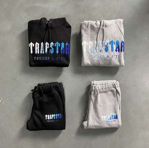 Мужские спортивные костюмы Мужской дизайнер Trapstar Activewear Толстовка из синели Set Ice Flavors 2.0 Edition 1to1 Высочайшее качество с вышивкой Модный тренд