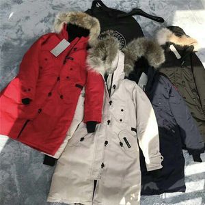 Piumino d'oca stile canadese da donna di media lunghezza ispessito caldo impermeabile slim fit parka cappotto versione coreana