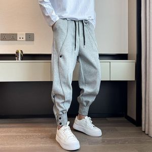 Byxor nya män våren elastisk midja harem byxor män casual streetwear sweatpants knapp lösa utomhus sportkläder byxor jogging byxor