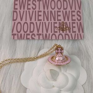 Designer vivienen Westwoods New Viviane 23 New Western Empress Dowager Globe Saturn Necklace Sweet Cool Personalized Three Dimensional Planet Sweater Ch