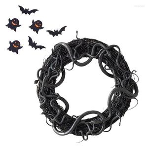 Flores decorativas Black Rattan Wreath Halloween Solved Snake Greats penduradas em frente ao quarto do pátio da porta