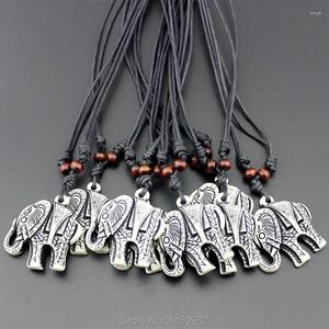 Hänge halsband grossistpartier 12 st imitation yak ben snidad tibetansk elefant hängen halsband amulet gåva YN150