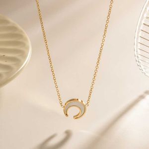 Pendant Necklaces Dome Cameras ALLNEWME Classic White Color Natural Shell Moon Pendant Necklaces for Women 18K Gold Plated Titanium Steel Necklace AA230428