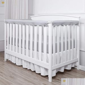 Trilhos de cama Trilhos de cama 3pcs Infrant Crib Protection Wrap Edge Baby Anti-Bite Solid Color Fence Guardrail Born Rail Er Care Safety 230828 Dhxqu