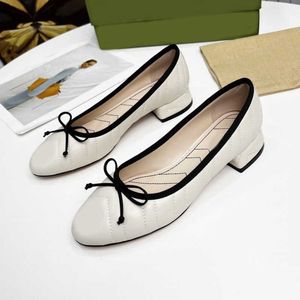 Chanells Vintage Channel Shoe Designer Heel Women Paris Ballet Fashion Flat Bow Lã Tweed Office Sandal Sandals Sandals
