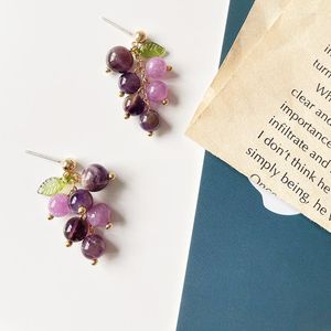 Brincos de berros dangle aomu frutas vintage púrpura folha de uva doce reflexivo liso
