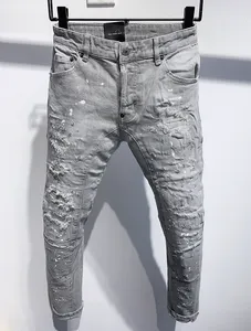 2023 nuovi uomini jeans foro azzurro grigio scuro Italia marca uomo pantaloni lunghi pantaloni streetwear denim skinny slim dritto biker Jean per le donne D2 alta qualità 28-40 taglia DSQ