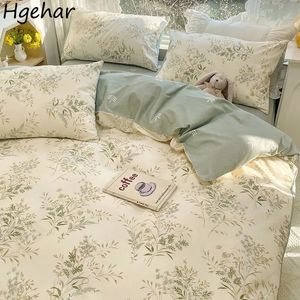 Sängkläder sätter blommig säng täcke täcker andningsbara pastorala fyra säsonger polyester quilt täcker king queen size sovrum sängkläder dubbelbäddar 231129