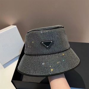 Designers Womens Mens Bucket Hats Luxury Brand Caps Full Diamond Sunhat Casquettes Outdoor Fishing Cap Summer Beach Fit Hat Wide Brim Hats