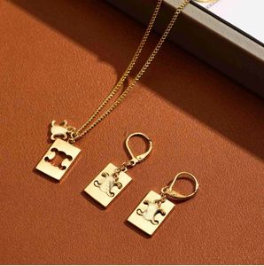 Designer Jewelry Set Necklace Earrings Letter C With Box Skeleton Square 3D Collarbone For Women's jewelry Stud For Gift Party Date Show Travel