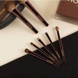 Makeup Brushes Hourglass Powder Blush Eye Shadow Crease Concealer Brow Liner Smudger Dark-Bronze Handle Cosmetics Bl Dh2Vq