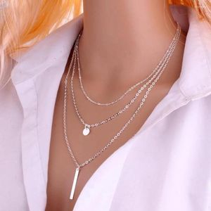 Hänge halsband 2023 kvinnor mode guldfärg 3 lager kedja halsband ihålig ut triangel lång smycken gåva