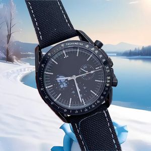 Zegarek projektantów AAA Automatyczne mechaniczne męskie rocznica 44 mm bioceramiczna ramka czarna tarcza księżyca Landing zegarek Sapphire Luminous Waterproof Watchs Montre Omg