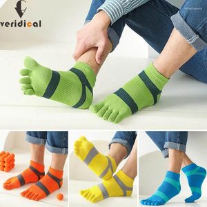 Erkek çorap 5 çift spor ayak parmağı sıkıştırma pamuklu çizgili parlak renk bisiklet koşu ter emici deodorant görünmez parmak