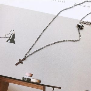 Pendant Necklaces Personality Simple Mini Cross Necklace Stainless Steel Charm Elegant Women Jewelry Valentine Day Birthday Gift