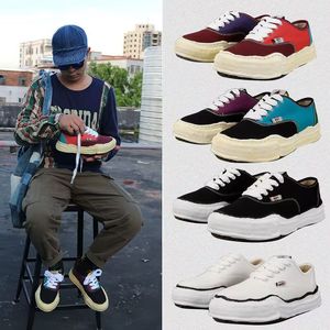 Multicolour Sneakers Flats Buty Projektanci Fabryka Fabryka Fabryka Unisex płótno koronkowe w kształcie palec u nogi luksusowe gumowe czapkę MMY Maison mihara yasuhiro hank oryginał