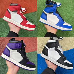 Top Moda Jumpman 1s High Basketball Shoes Off Mensn Universidade Blue Mocha Macha Luz Fumaça Cinzenta Hiper Chicago Patente criou os tênis esportivos ao ar livre do dedo do pé real