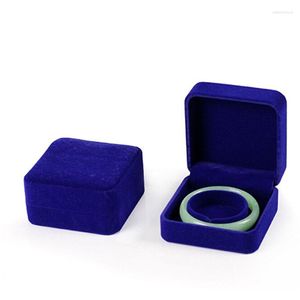 Smyckespåsar Box Classic Velvet Display Present Presentation för armband halsbands ring Bangle Watch Storage fodral