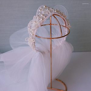Nakrycia głowy Piękne i romantyczne retro ręcznie robione perły na głowę wieniec puchowy ślub ślubny akcesoria