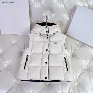 新しいダウンベビーベスト秋の高品質のデザイナーフード付きキッズコートサイズ110-170完全なラベルの袖の少女ボーイジャケットNov25