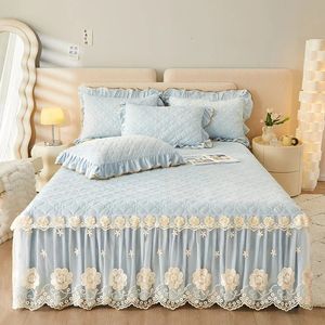 Zestawy pościeli Ai Winsure Crystal Velvet koronkowe łóżko spódnica 180x200 miękka okładka na łóżko Zima z 2 poduszkami pokrowc na domowe pościel 231129