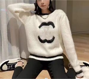 Designer Women's Sweaters CH Sweater Luxury Woman Mohair Apparel Slim Large Undershirt Students Europe Version Of Long-sleeved Fashion Apparel