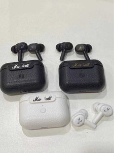 Marsha Wireless Earbud Bluetooth hörlurar Buller avbokning utomhus bärbar support Trådlös laddning