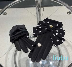 양모 장갑 여성 패션 도트 리본 장식 소녀 5 손가락 장갑 겨울 선물 포함 상자