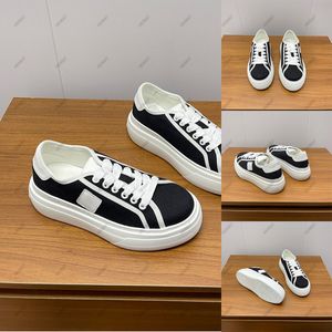 Designer kvinnor män casual skor sneakers tennisskor duk lapptäcke tyg mode lägenheter klassisk stil bästa kvalitet perfekt med låda och dammväska 35-46