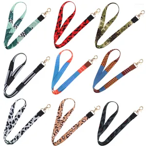 Chaveiros Estilo Simples Coração Longo Lanyards para Chaves Cadeia ID Capa Pass Mobile Phone Charm Neck Straps Badge Holder Presentes